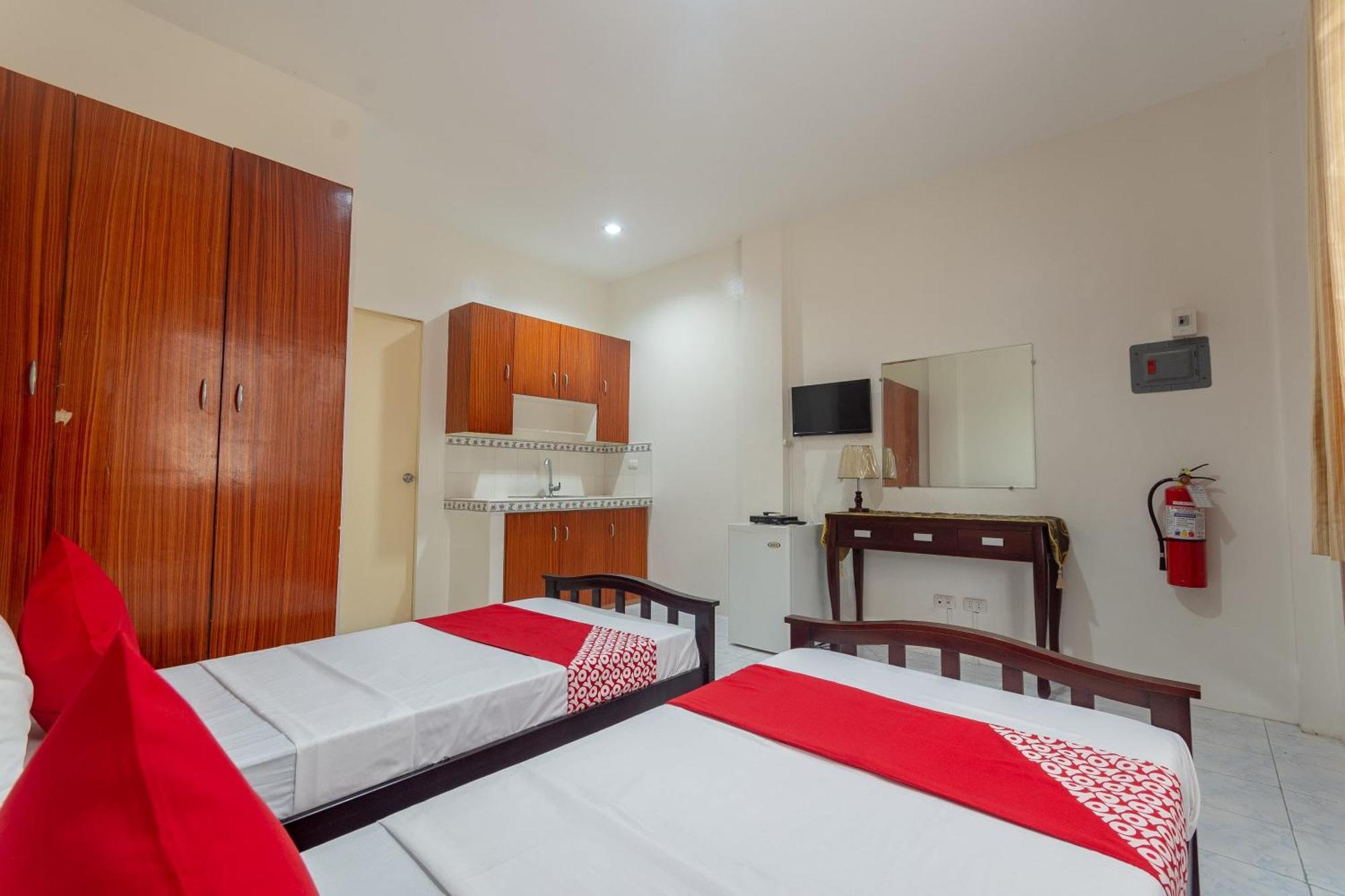 3J'S And K Apartment Lapu-Lapu City Exterior photo